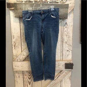 Mossimo mid rise skinny jeans medium wash